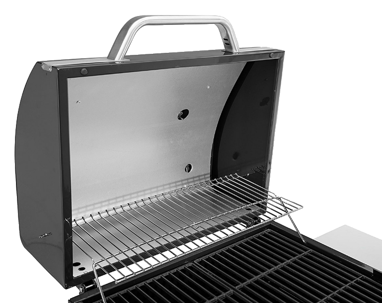 Nyitott fekete BBQ grill rozsdamentes acél fogantyúval és fém ráccsal.