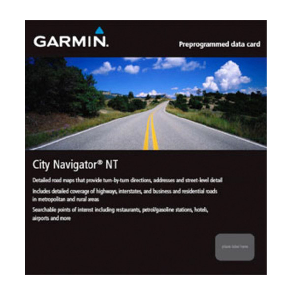 GPS-Produktverpackung auf Straßenkartenhintergrund mit blauem Himmel.