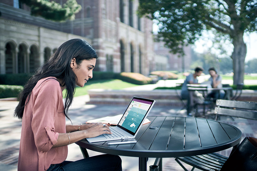 MICROSOFT Surface Book 13.5" Intel Core i5-6300U 256 GB 8 GB RAM