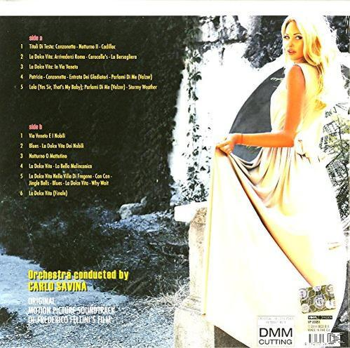Album-Rückseite. Frau in Kleid an Steinstruktur, Trackliste. 'Orchester unter Carlo Savina'.