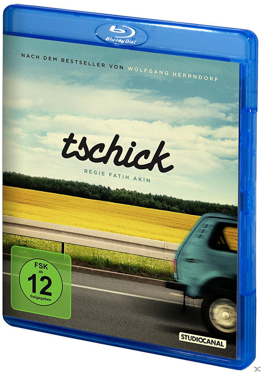 Blu-ray-Cover: Ein Auto auf einer Straße, mit dem Titel "tschick" und Text.