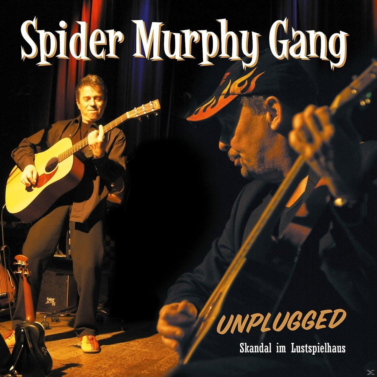 Spider Murphy Gang - Unplugged Albumcover. Zwei Männer spielen Gitarre auf einer Bühne. Rote Vorhänge.