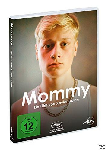 DVD-Cover für den Film 'Mommy'. Es zeigt einen jungen Mann mit silberner Kette. Die Freigabe ist FSK 12.