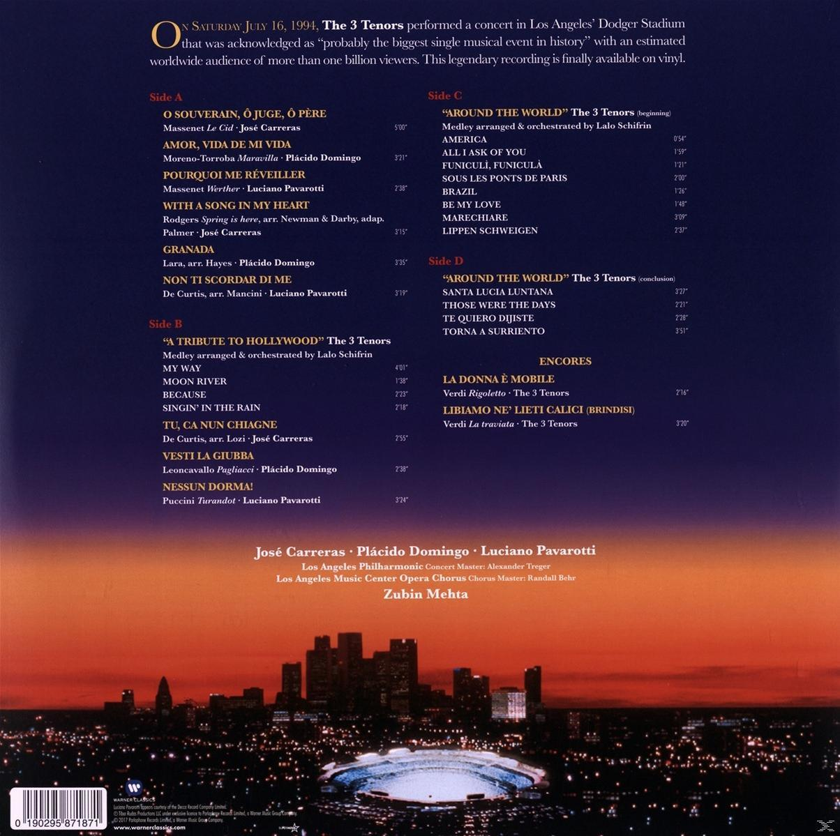 Albumcover mit Text und Logos. Enthält eine Ansicht einer Stadt im unteren Bereich.