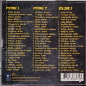 CD mit Tracklisten der Bände 1, 2 und 3. Das Cover hat einen gelben Hintergrund mit schwarzem Text.