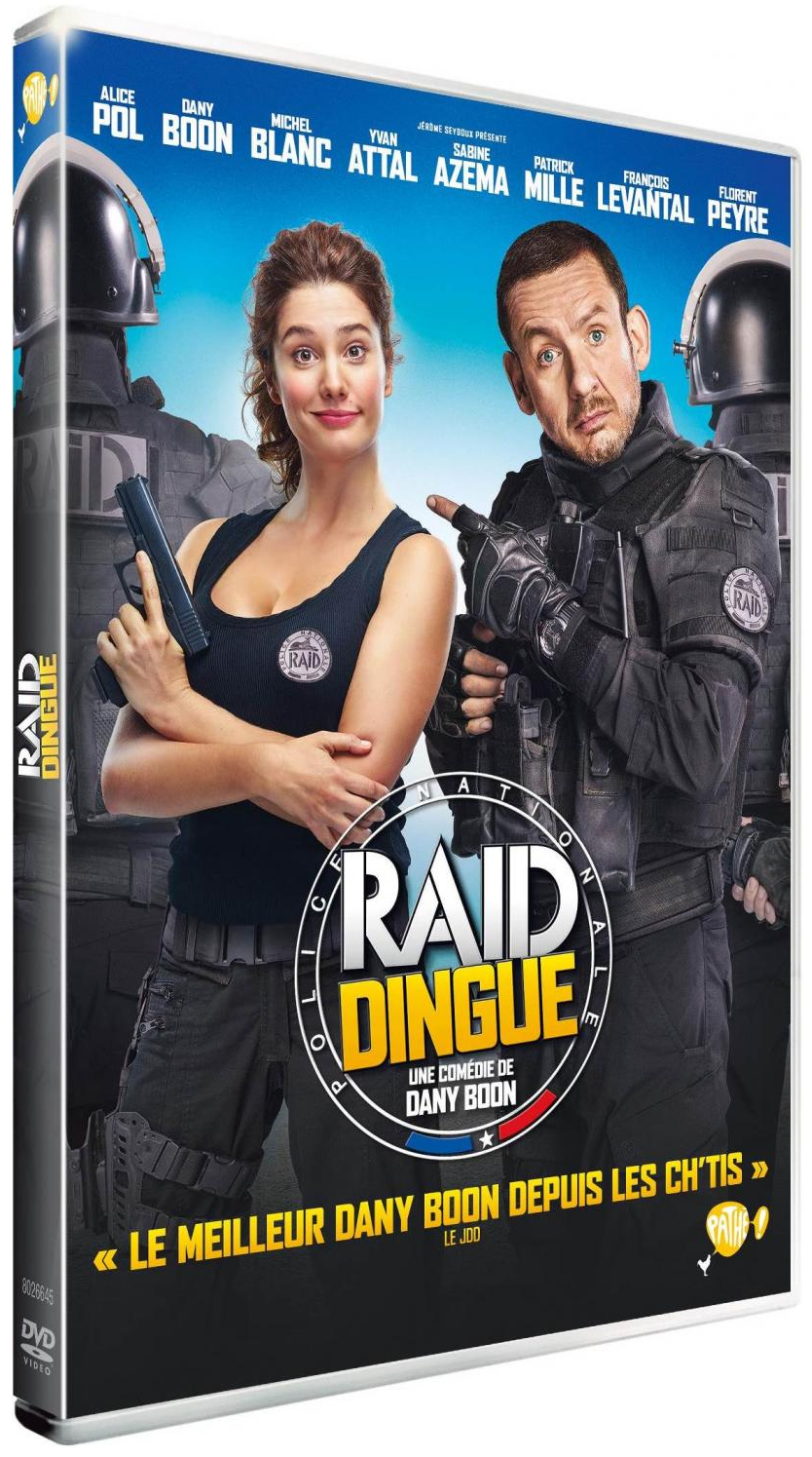 Pochette DVD : Deux personnes posent avec des armes, la femme en noir, l'homme en costume. Titre Raid Dingue et noms des acteurs.