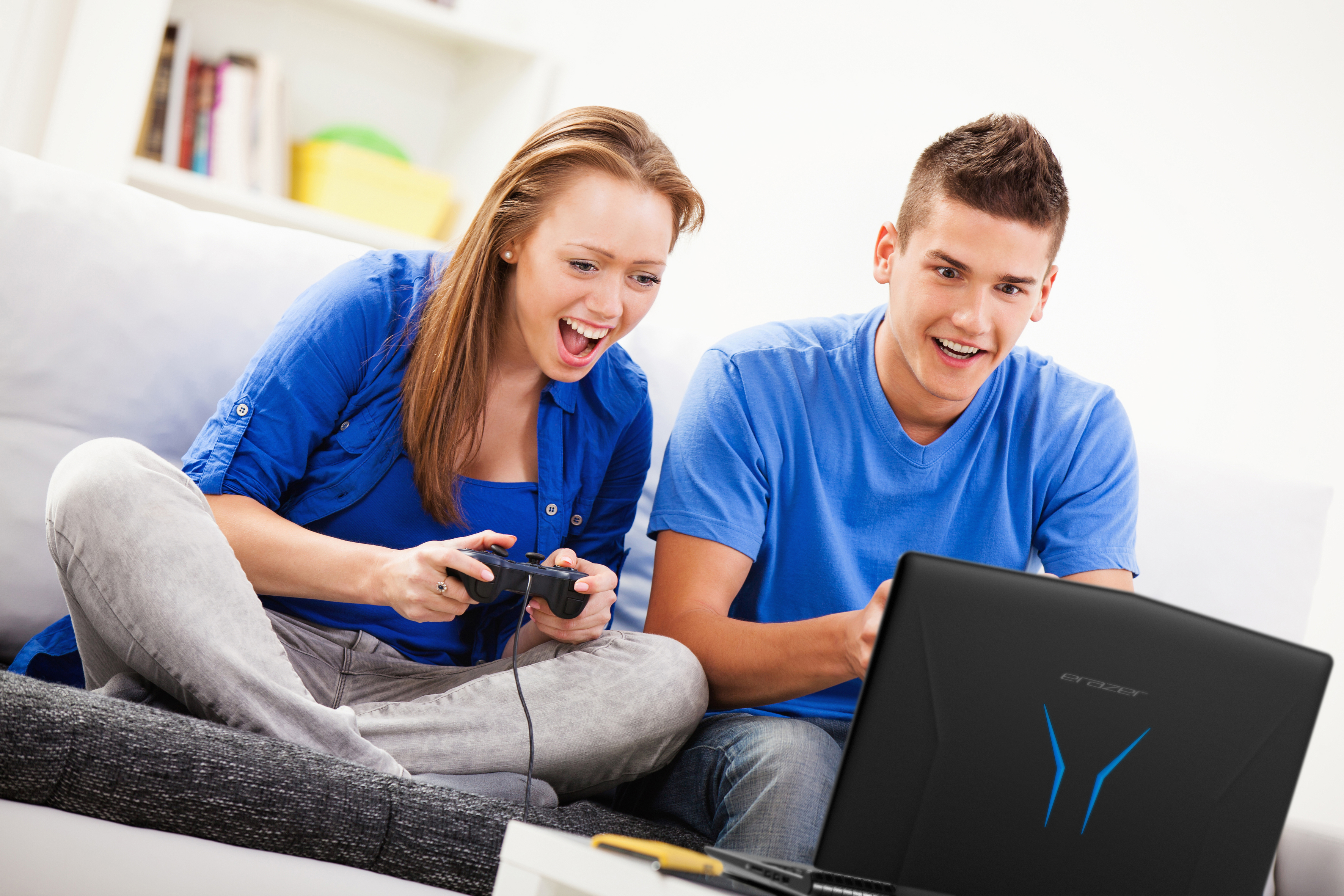 MEDION ERAZER® X6603 - 15,6 Zoll - Intel® Core™ i7 i7-7700HQ - 16 GB - 256 GB - NVIDIA GeForce® GTX 1050 Ti - Windows 10 (64 Bit)