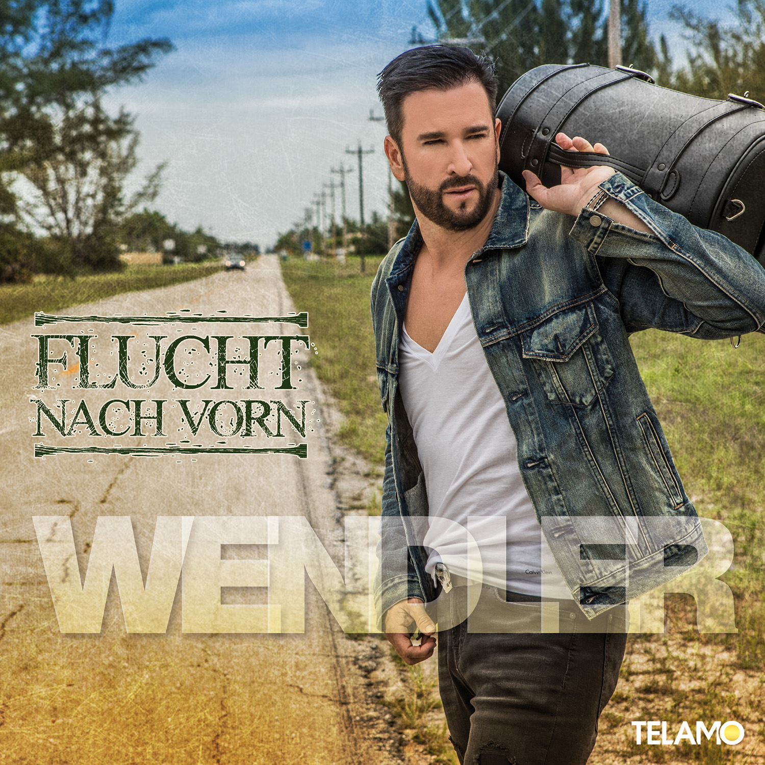 Albumcover mit einem Mann, der einen Koffer trägt. Titel: Flucht Nach Vorn. Hintergrund ist eine Straße und Natur.