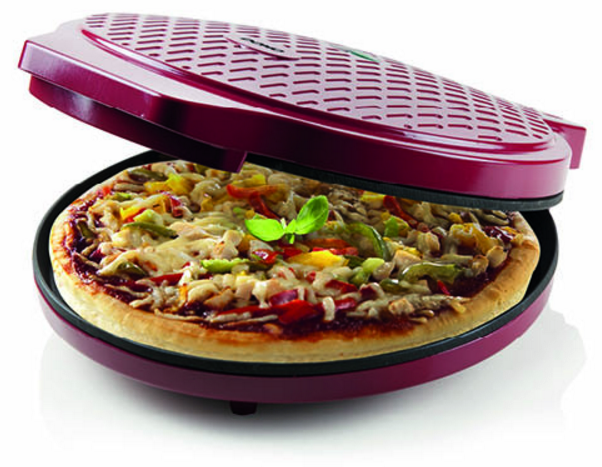 Machine à pizza rouge avec une pizza, une feuille de basilic et une base noire.