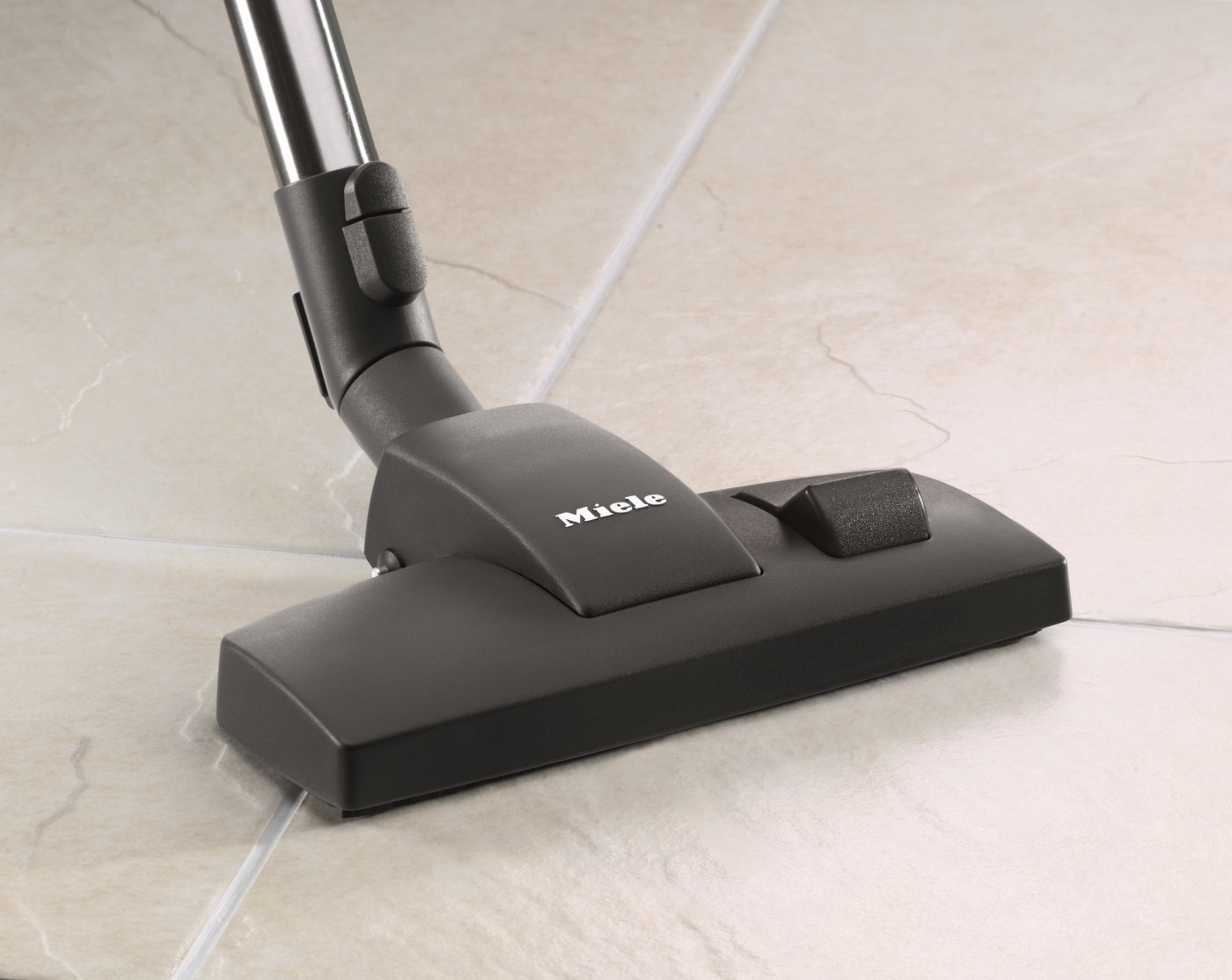MIELE Complete C2 Black Pearl Zwart