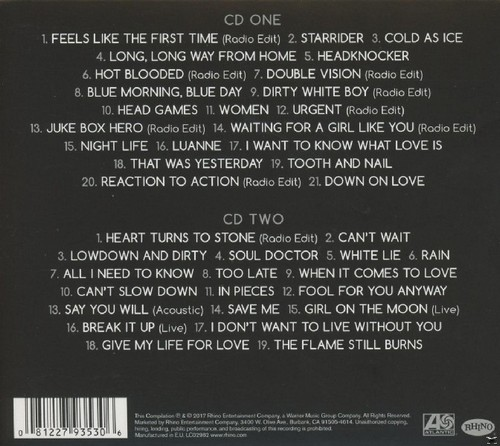 Portada del álbum con listado de canciones, con dos CDs. El texto es blanco sobre fondo oscuro. Incluye logotipos de Rhino y Atlantic.