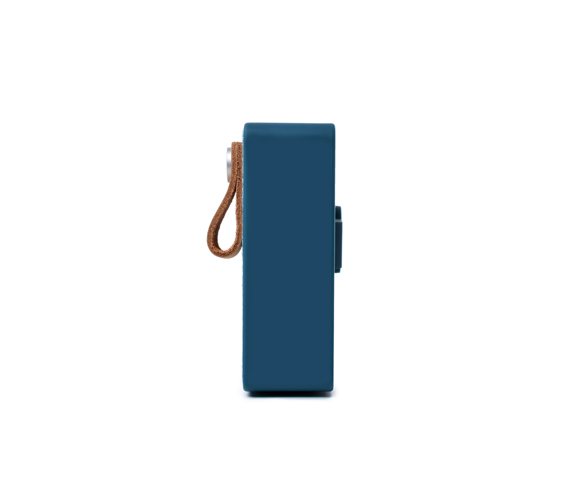 FRESH ‘N REBEL Rockbox Slice Fabriq Edition Bluetooth Lautsprecher, Blau