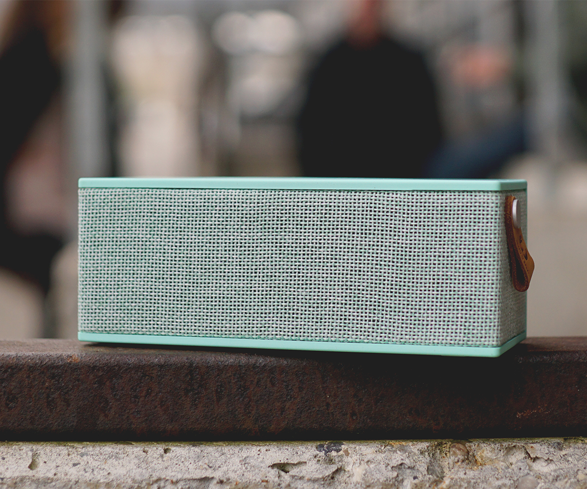 FRESH ‘N REBEL Rockbox Brick Fabriq Edition Bluetooth Lautsprecher, Türkis