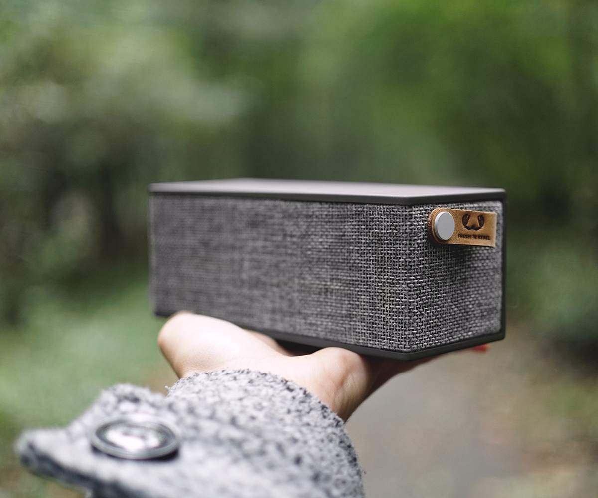 FRESH ‘N REBEL Rockbox Brick Fabriq Edition Bluetooth Lautsprecher, Grau
