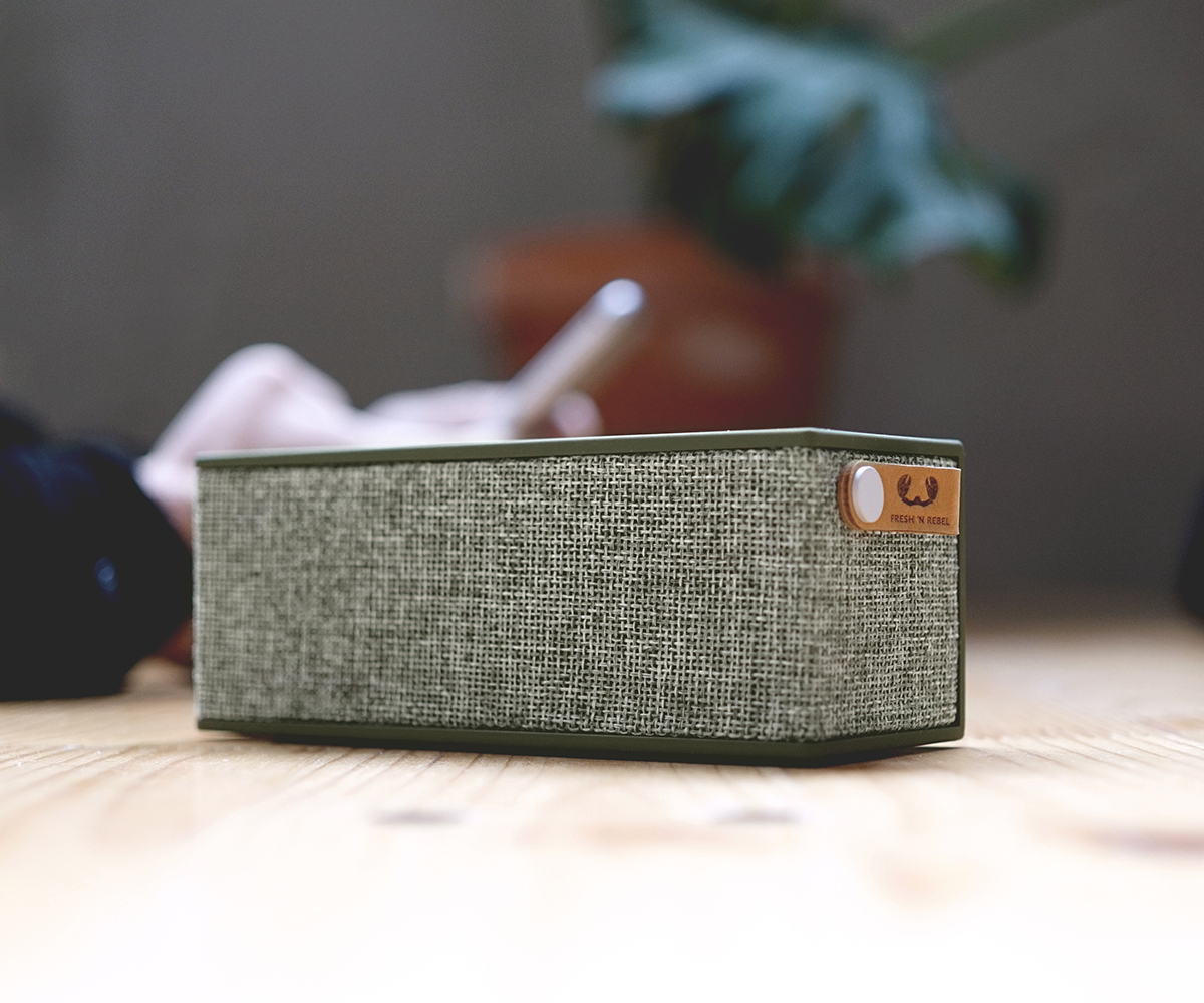 FRESH ‘N REBEL Rockbox Brick Fabriq Edition Bluetooth Lautsprecher, Olivgrün