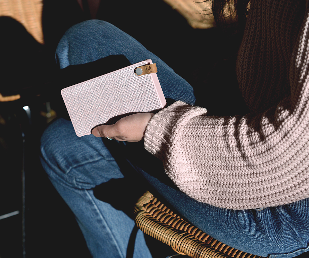 FRESH ‘N REBEL Rockbox Slice Fabriq Edition Bluetooth Lautsprecher, Rosé