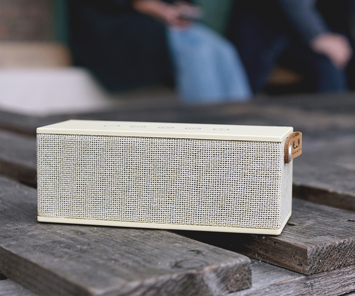 FRESH ‘N REBEL Rockbox Brick Fabriq Edition Bluetooth Lautsprecher, Gelb