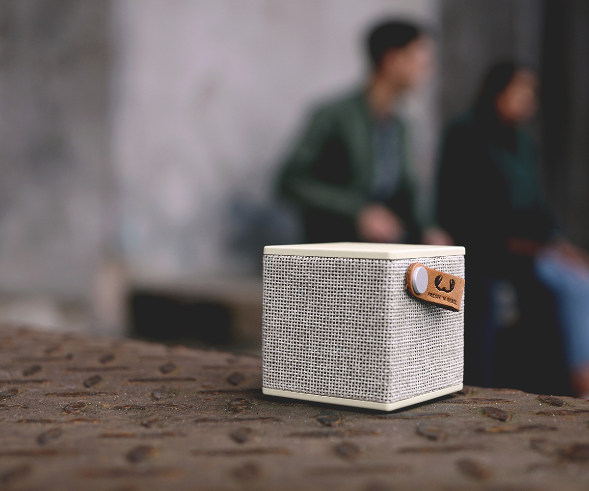 FRESH ‘N REBEL Rockbox Cube Fabriq Edition Bluetooth Lautsprecher, Gelb