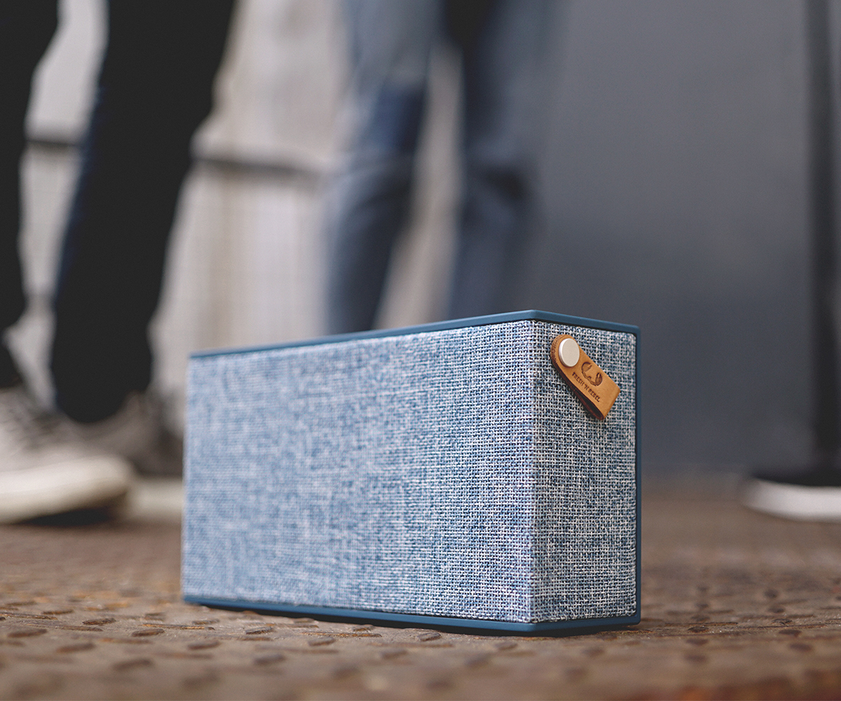 FRESH ‘N REBEL Rockbox Chunk Fabriq Edition Bluetooth Lautsprecher, Blau