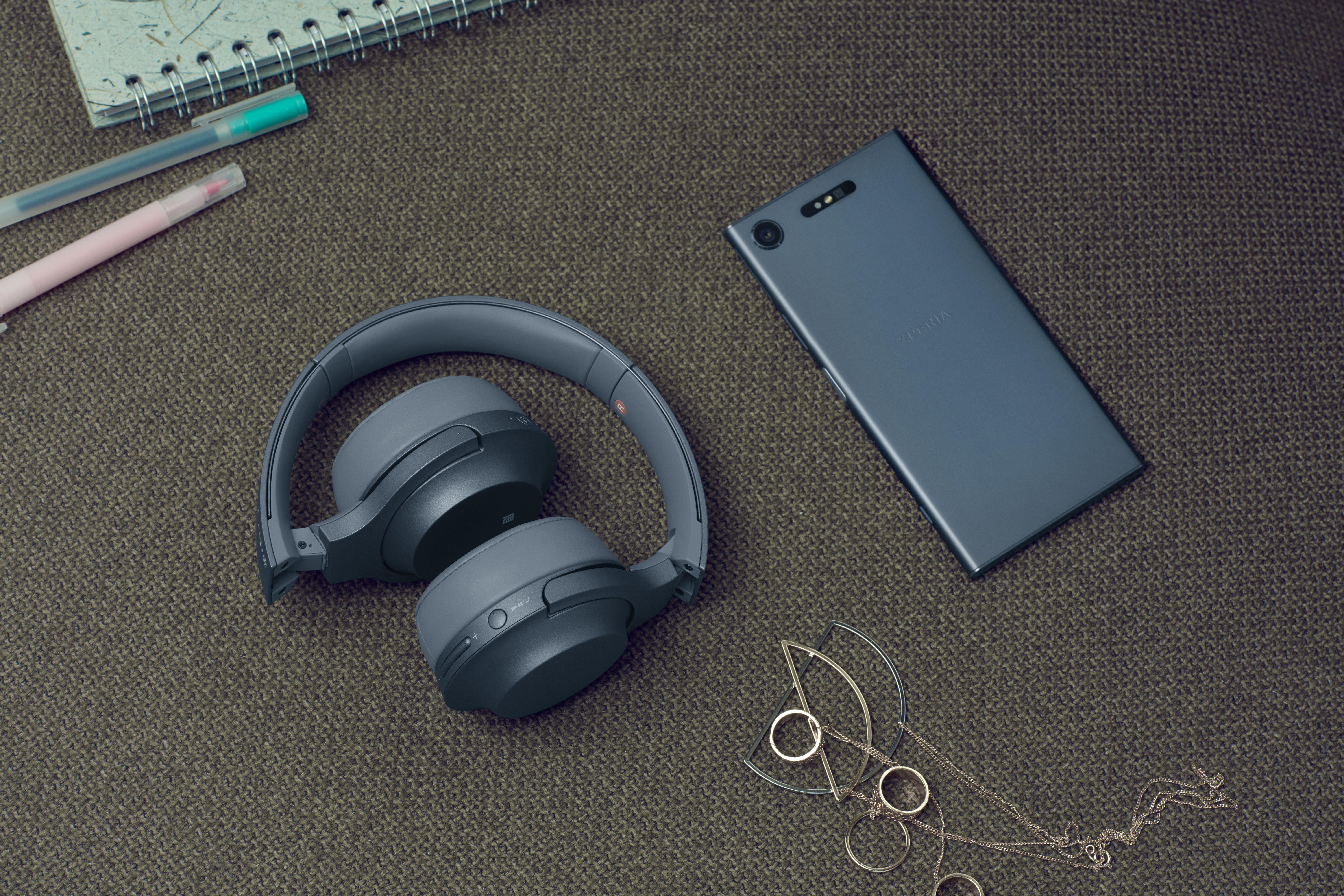 SONY WH-H 800, Over-ear Kopfhörer Bluetooth Blau