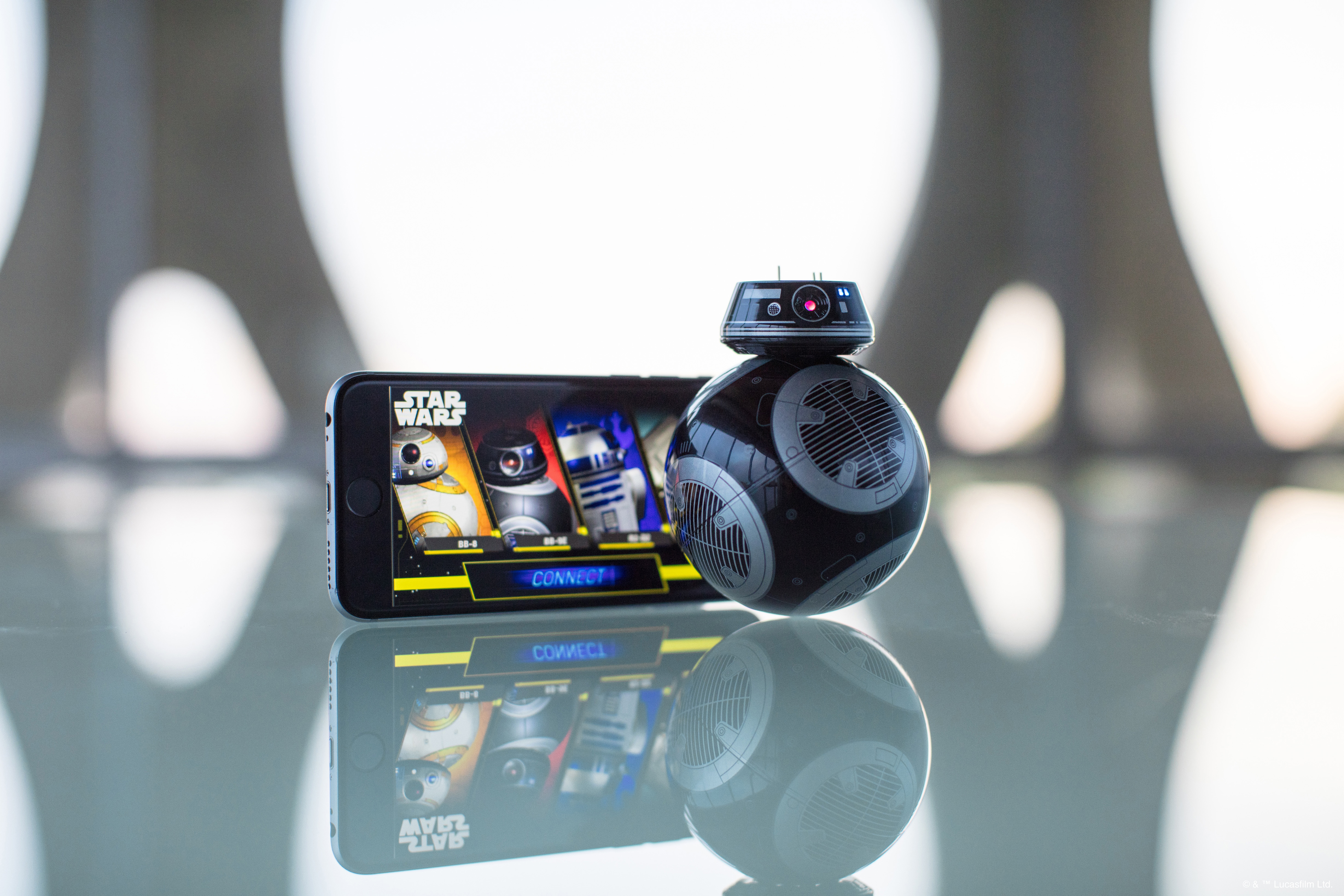 SPHERO BB9E - Appgesteuerter Star Wars Droide Appgesteuertes Spielzeug, Schwarz