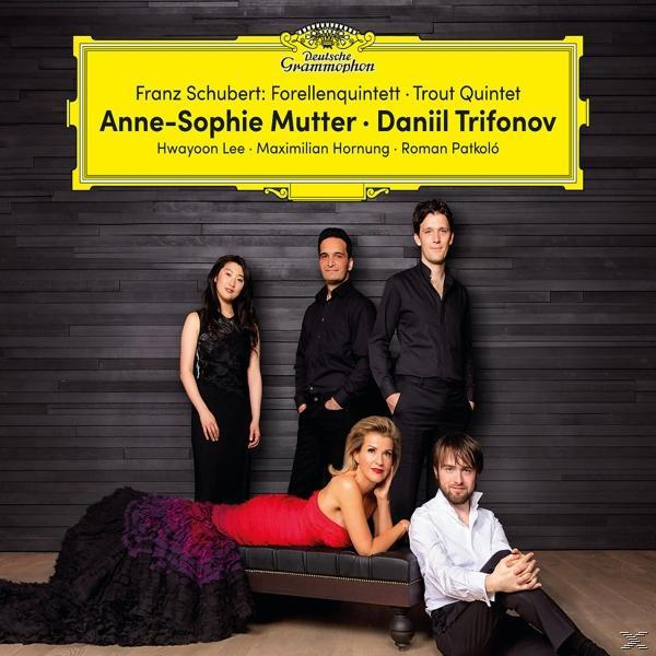Albumcover: klassische Musiker in formeller Kleidung.