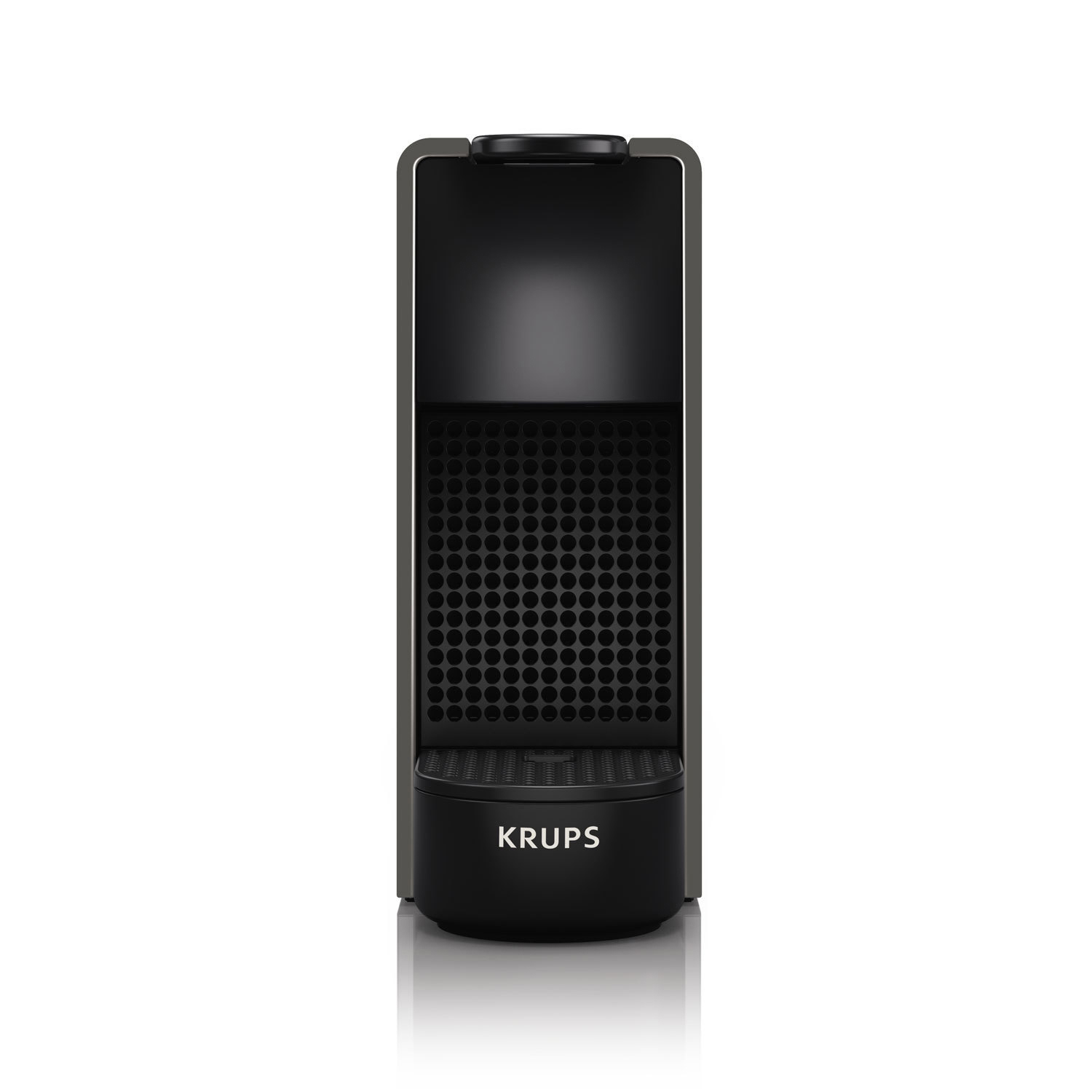 Eine schwarze Krups Kaffeemaschine. Sie hat eine schwarze Front mit einem Lochmuster und dem Krups-Logo.