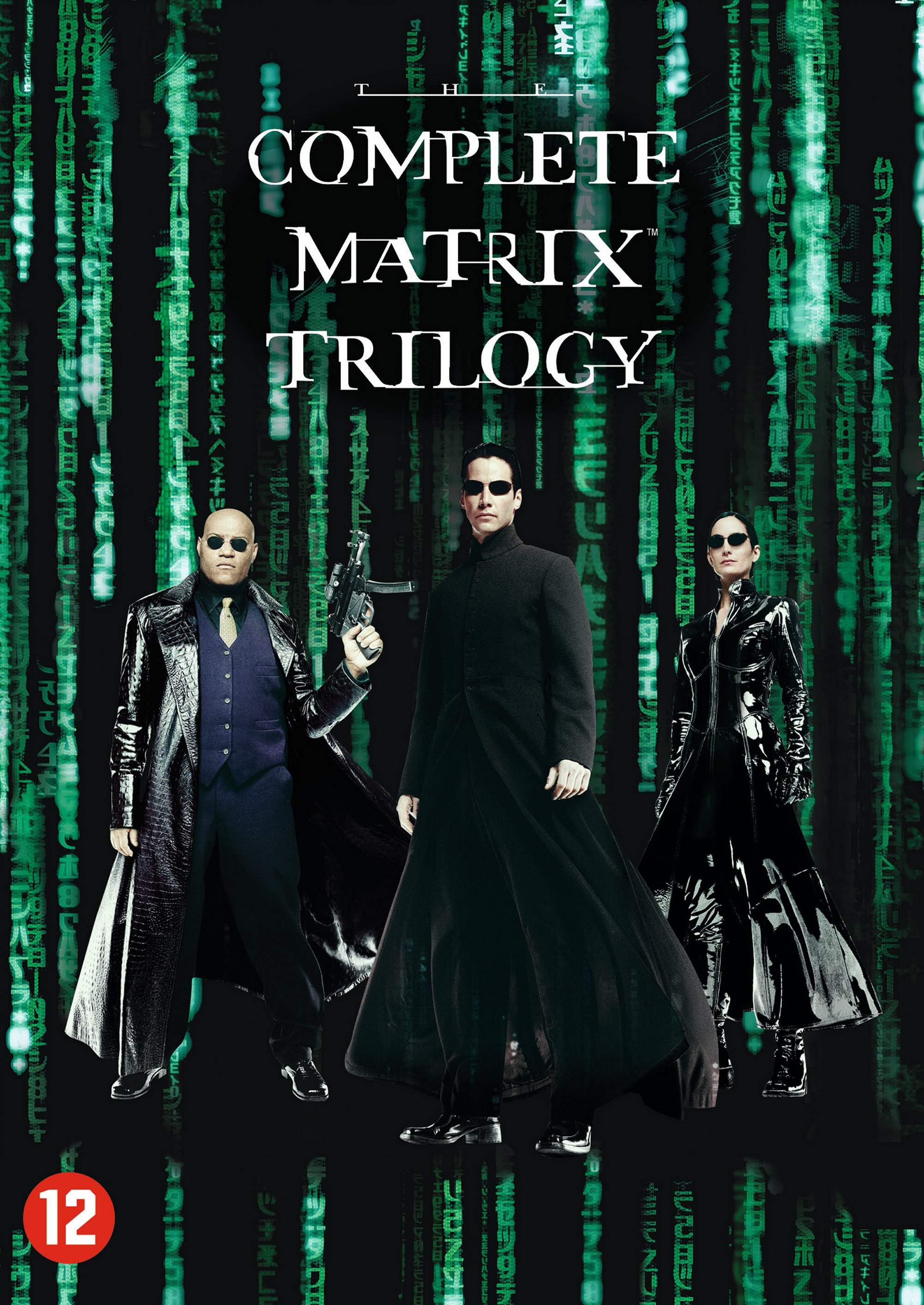 Couverture du DVD de la trilogie Matrix. Trois personnages en manteaux noirs devant un fond de code vert.