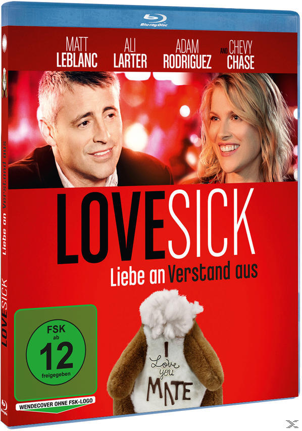 Filmcover, Lovesick. Matt LeBlanc und Ali Larter auf rotem Hintergrund. Ein Stoffhund in der Mitte.