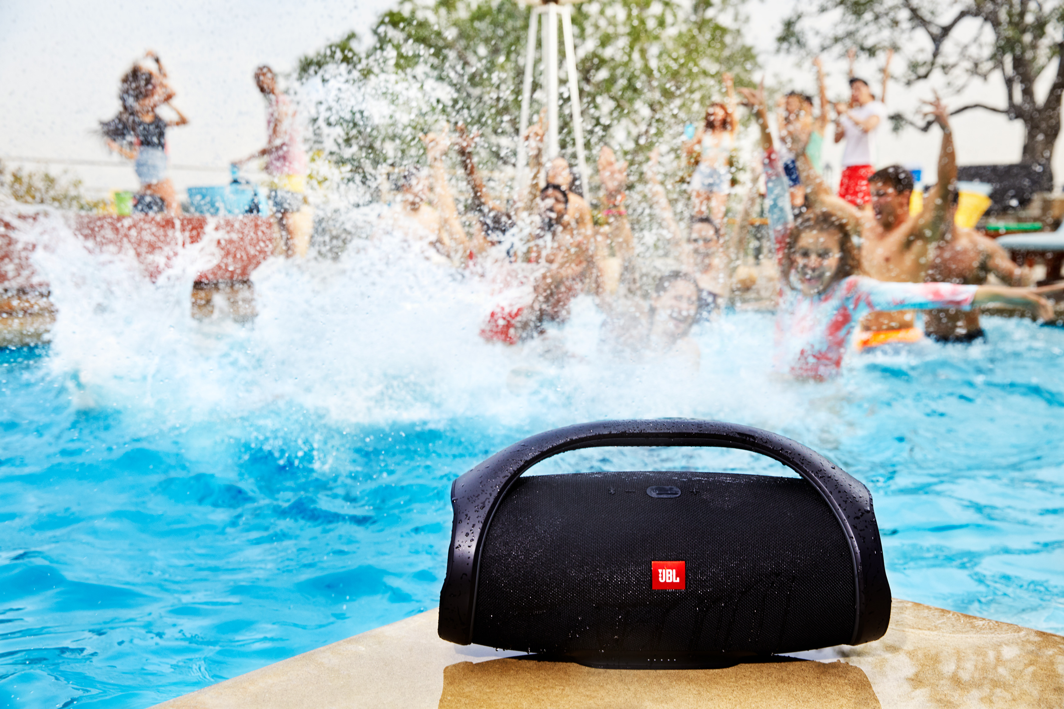 JBL Boombox Bluetooth Lautsprecher, Schwarz, Wasserfest