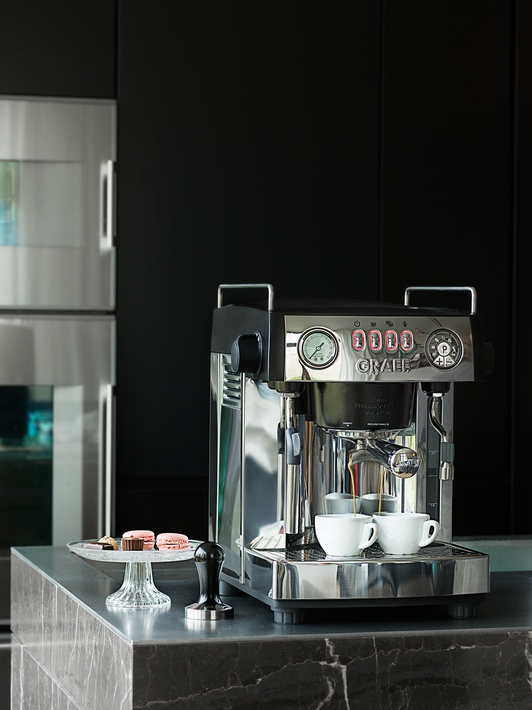 GRAEF ES 902 Baronessa Espressomaschine Edelstahl hochglänzend/Aluminium schwarz-matt lackiert
