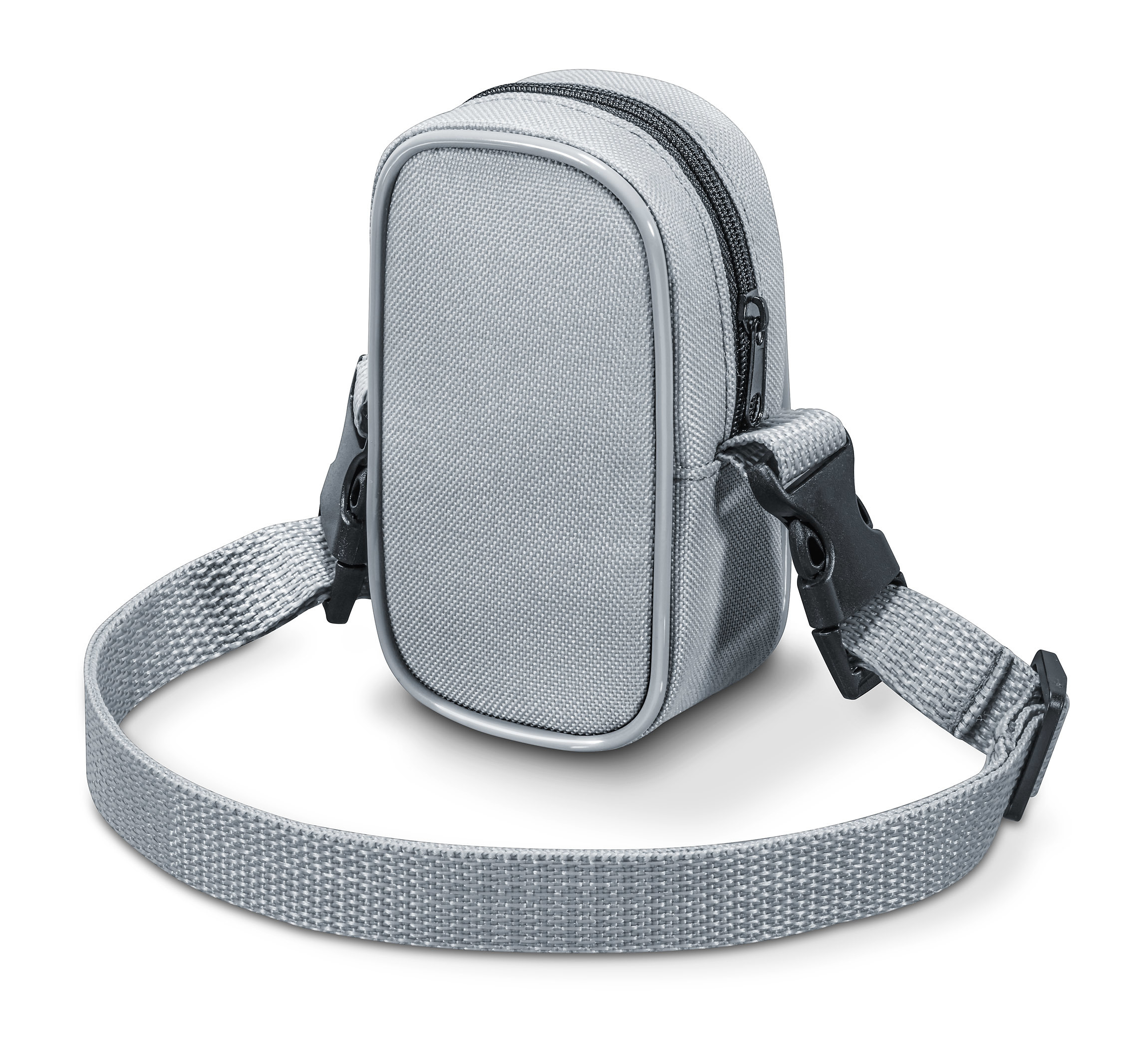 Graue Tasche mit Riemen auf weißer Oberfläche. Mit Reißverschluss, Schnalle und Riemen.