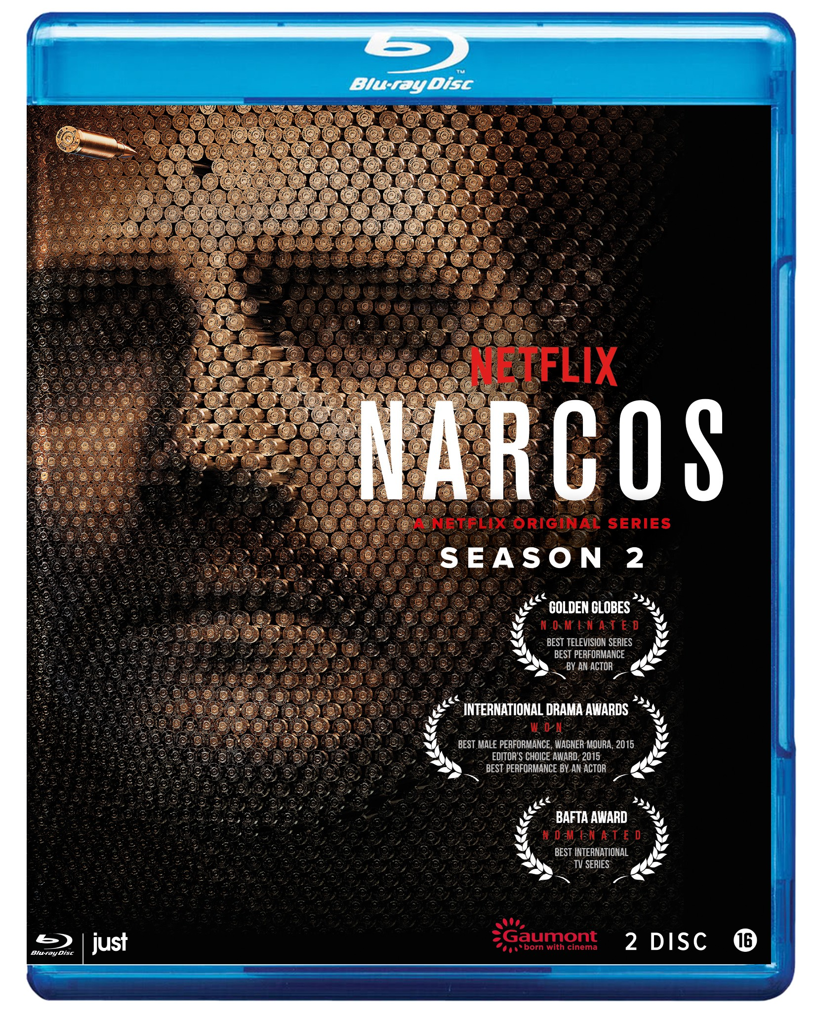 Couverture du DVD de la saison 2 de Narcos. Contient le titre de la série et les récompenses, avec un fond de douilles.