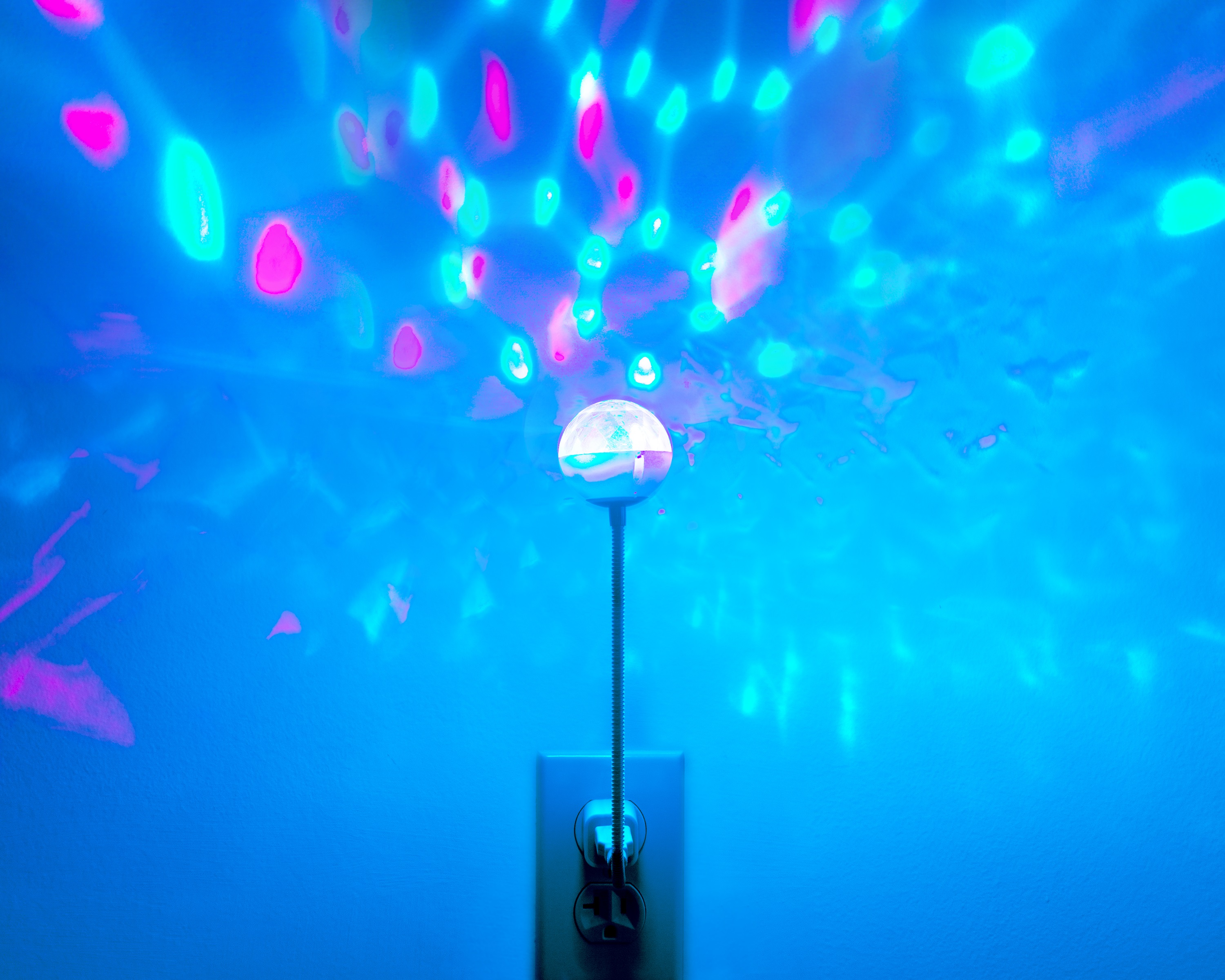 ION Partyball, Weiß