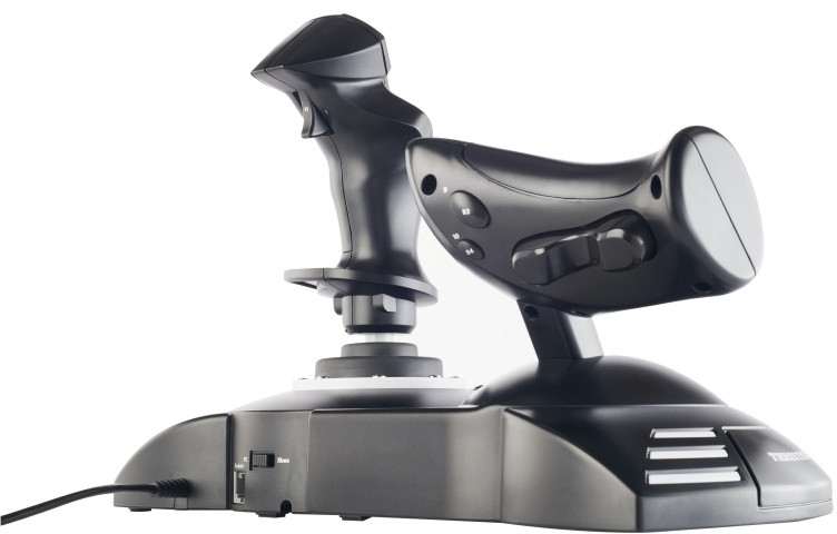 Joystick noir avec des boutons sur fond blanc. Commandes pour la simulation de vol.