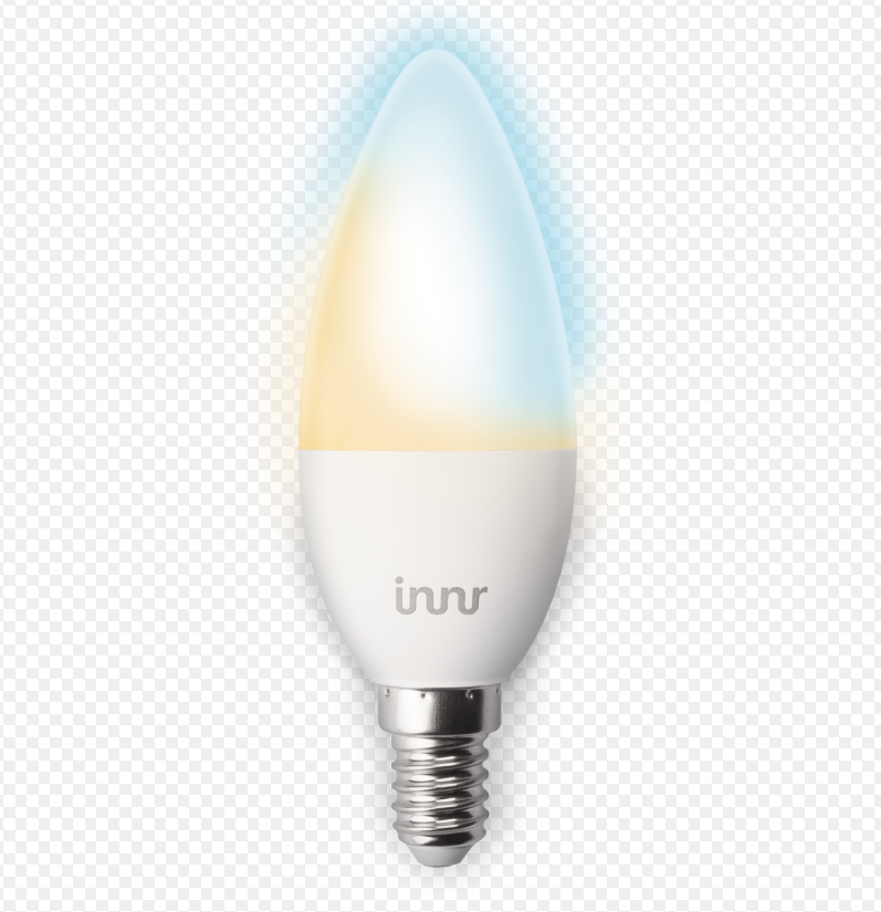 Een witte Innr slimme lamp met een kandelaarvoet, die geel en blauw licht uitstraalt.