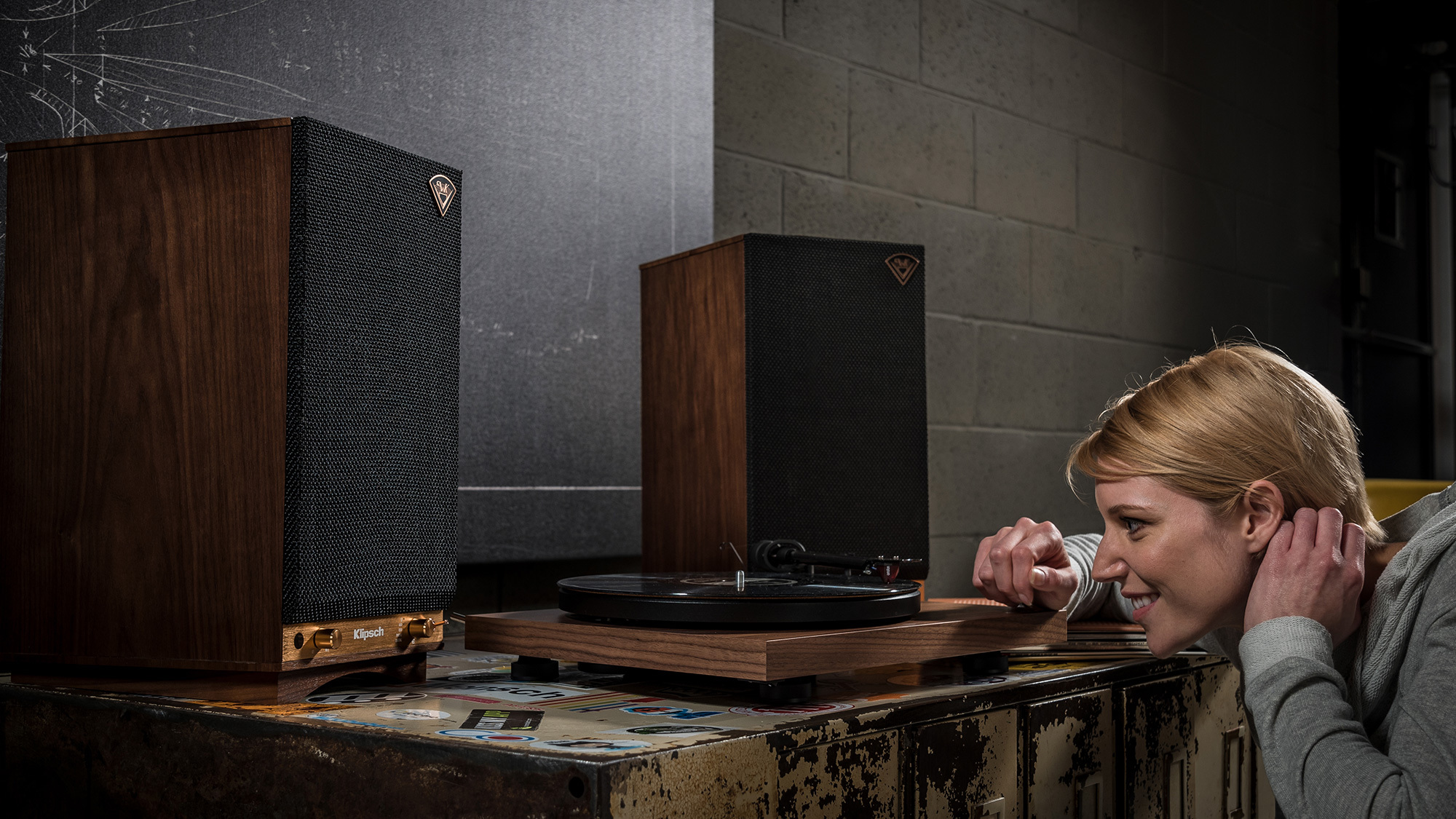 KLIPSCH The Sixes Bluetooth Lautsprecher, Walnuss