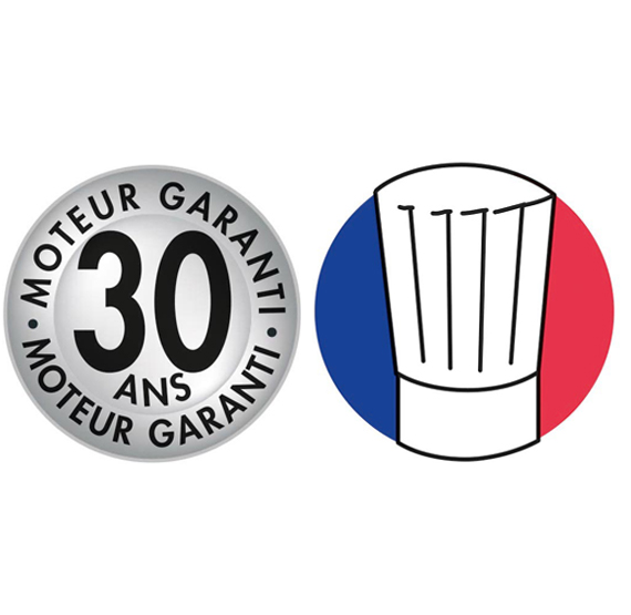 Deux logos circulaires avec le texte : "MOTEUR GARANTI 30 ANS" et une toque de chef aux couleurs du drapeau français.