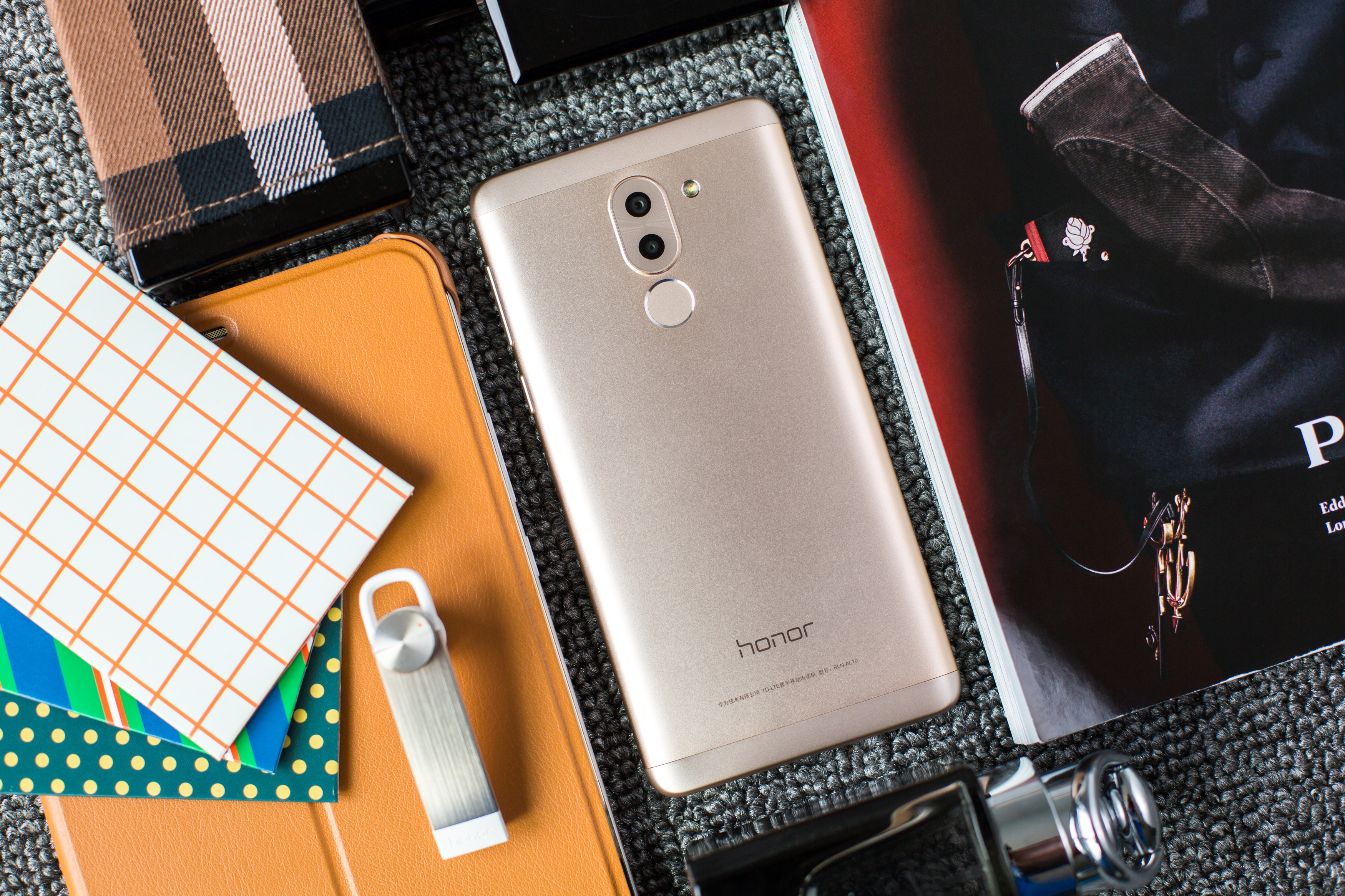 HONOR 6X 32 GB Gold Dual SIM