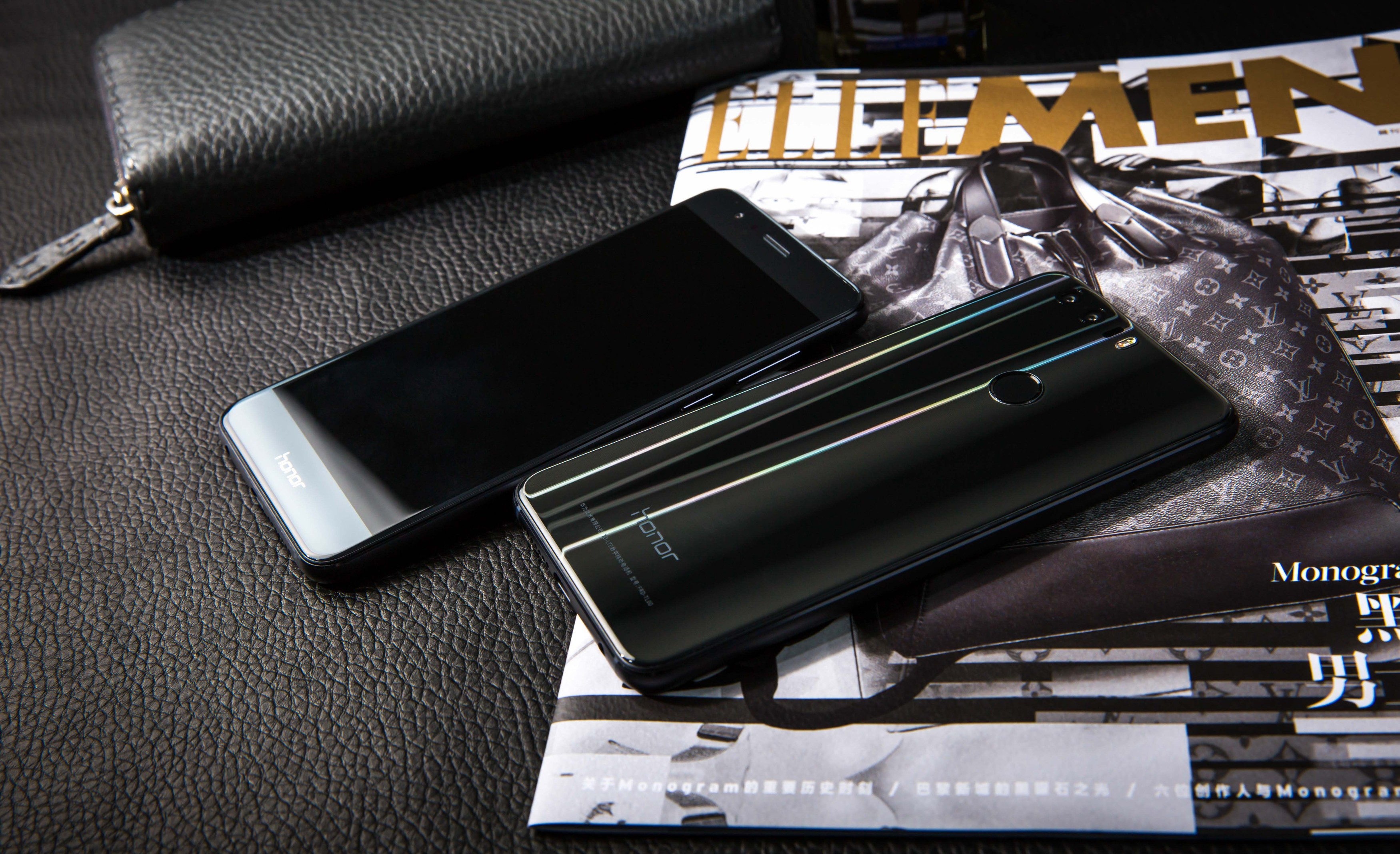 HONOR 8 32 GB Schwarz Dual SIM