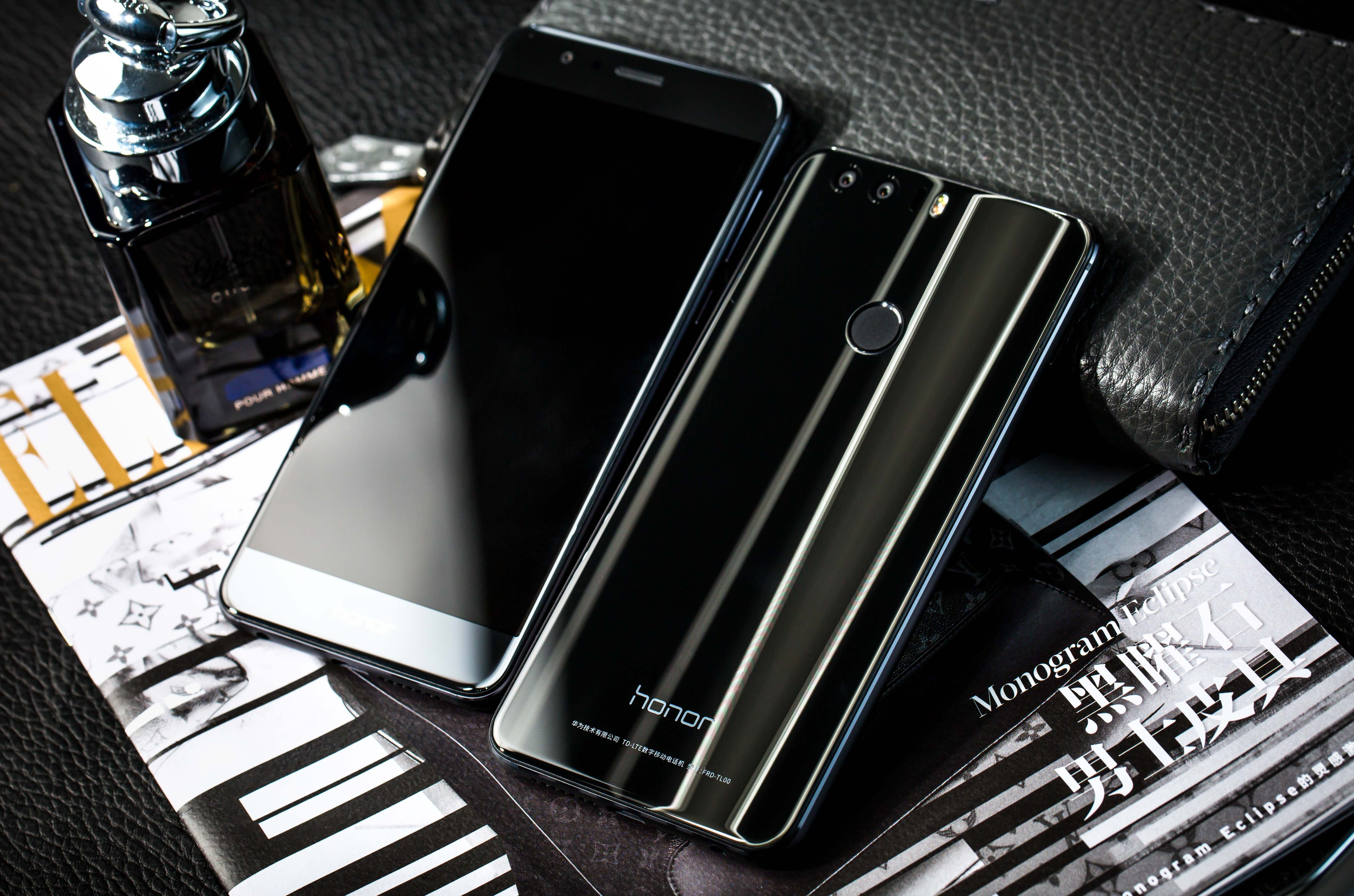 HONOR 8 32 GB Schwarz Dual SIM