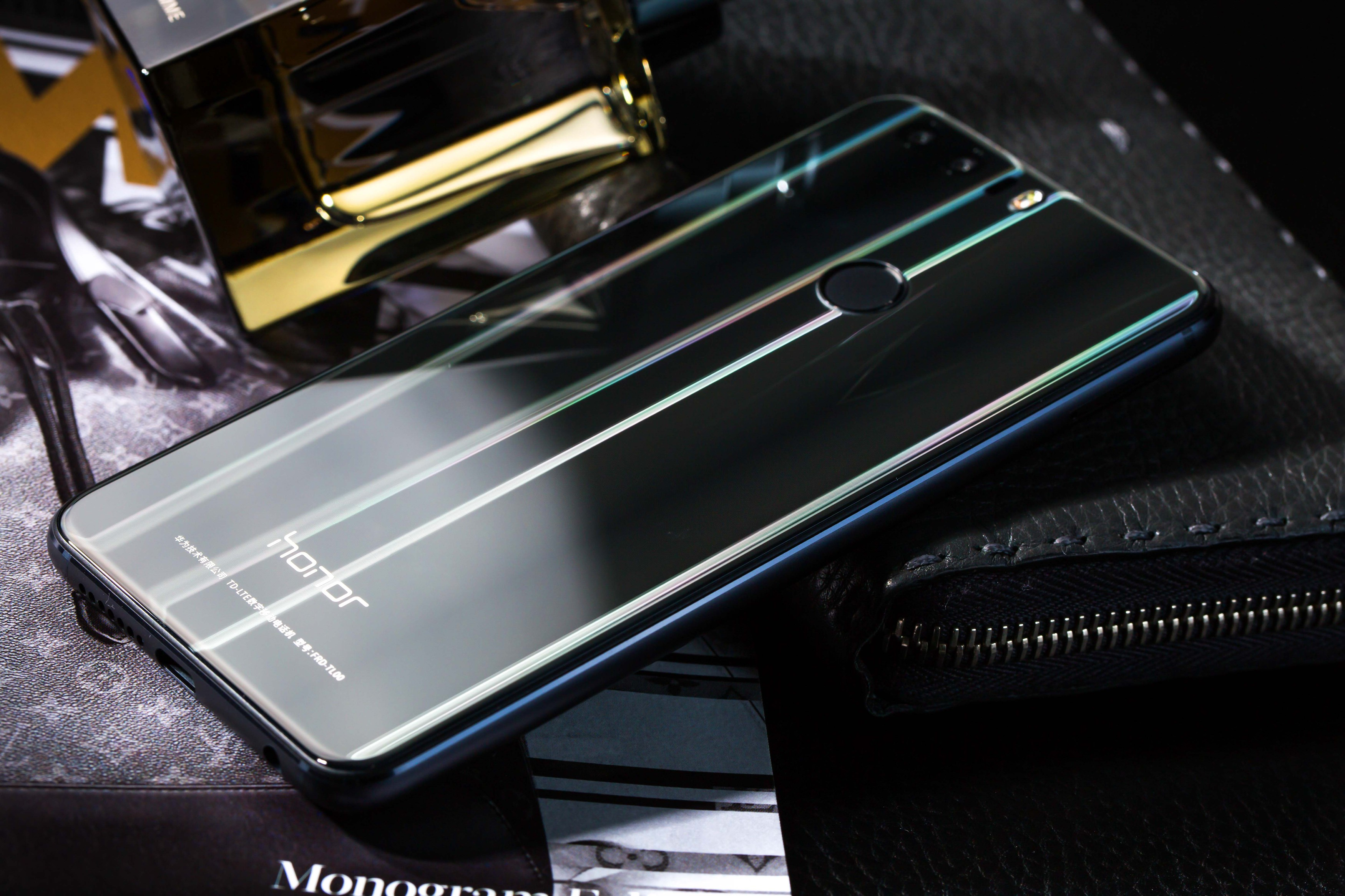 HONOR 8 32 GB Schwarz Dual SIM