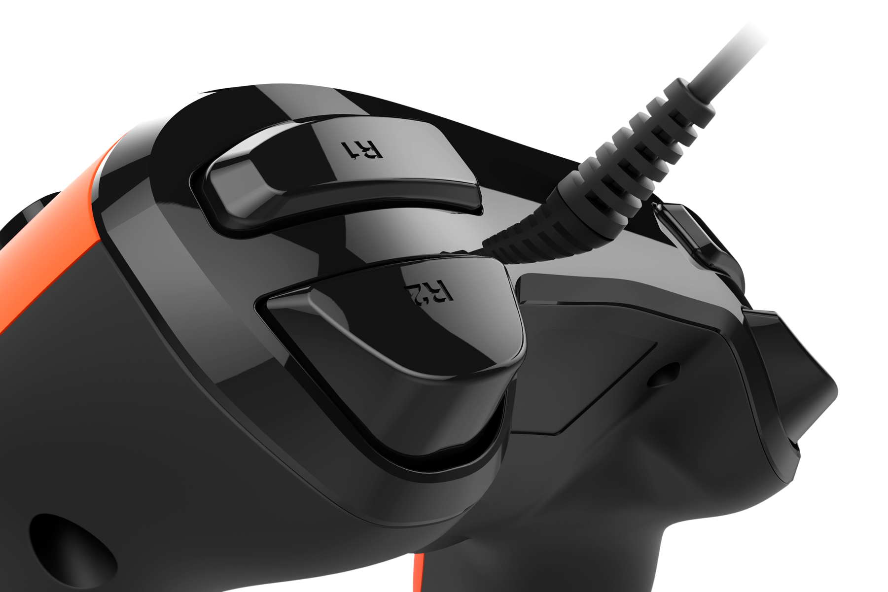 Close-up van een zwart-oranje gamecontroller met zichtbare R1- en R2-knoppen.