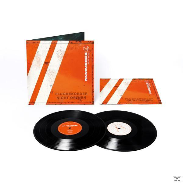 Rammstein vinylplaat set. Oranje-witte cover met tekst en twee zwarte vinylplaten.