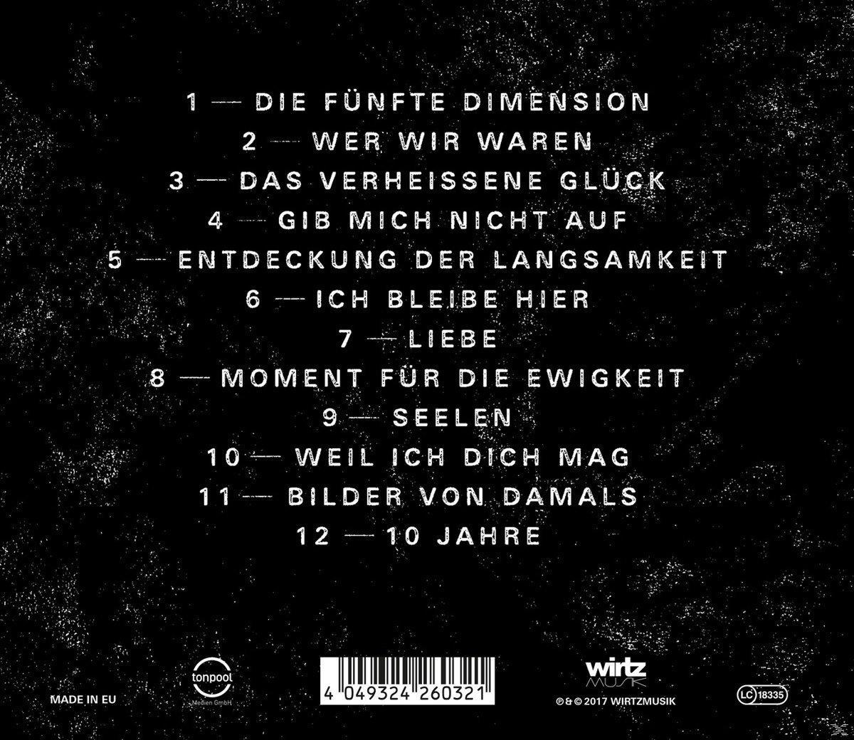 Rückseite einer CD mit deutschem Text. Titelliste und ein Barcode. Dunkler Hintergrund.