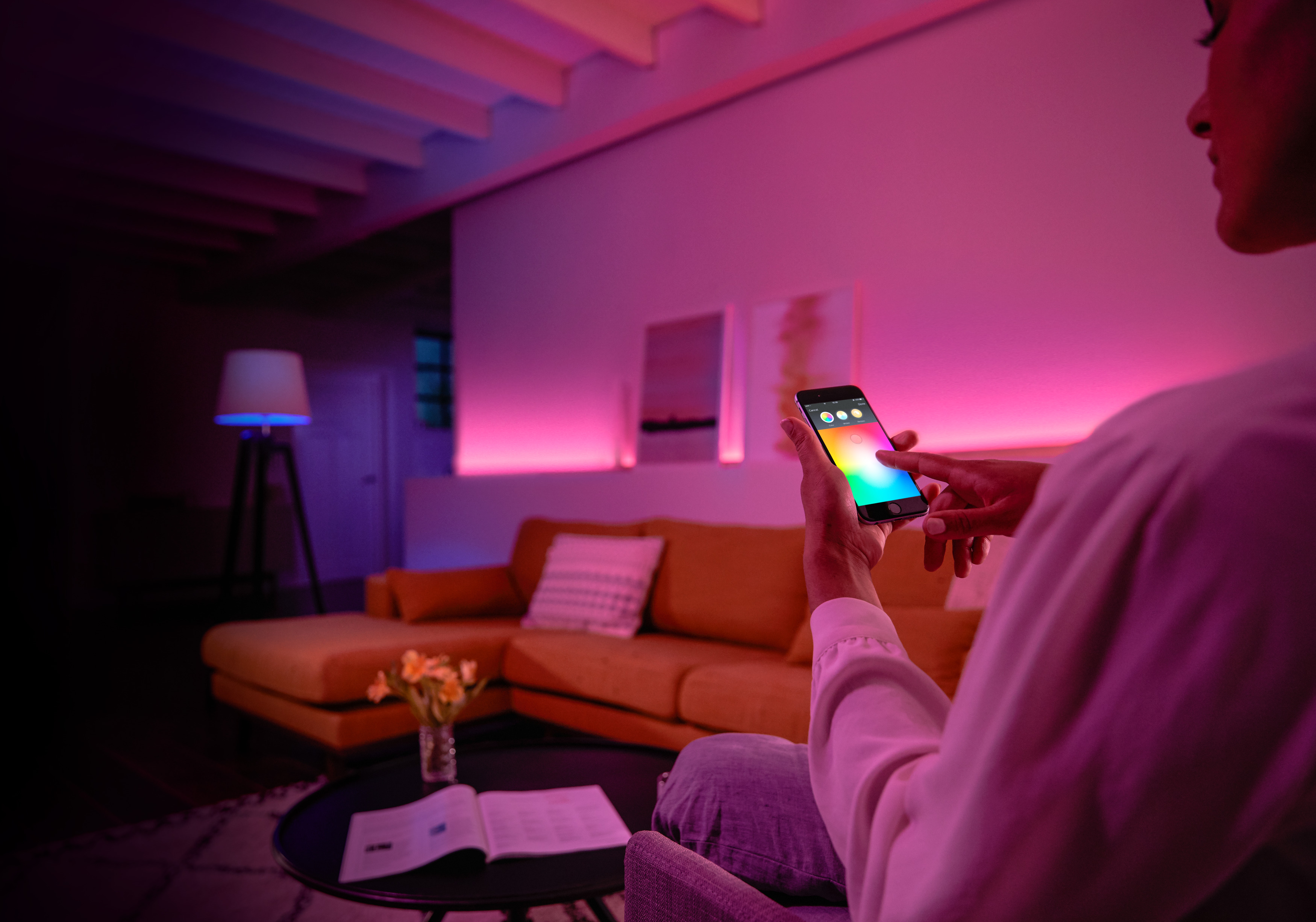 PHILIPS Hue White & Color Ambiance LED Leuchtmittel inkl. Bridge Mehrfarbig