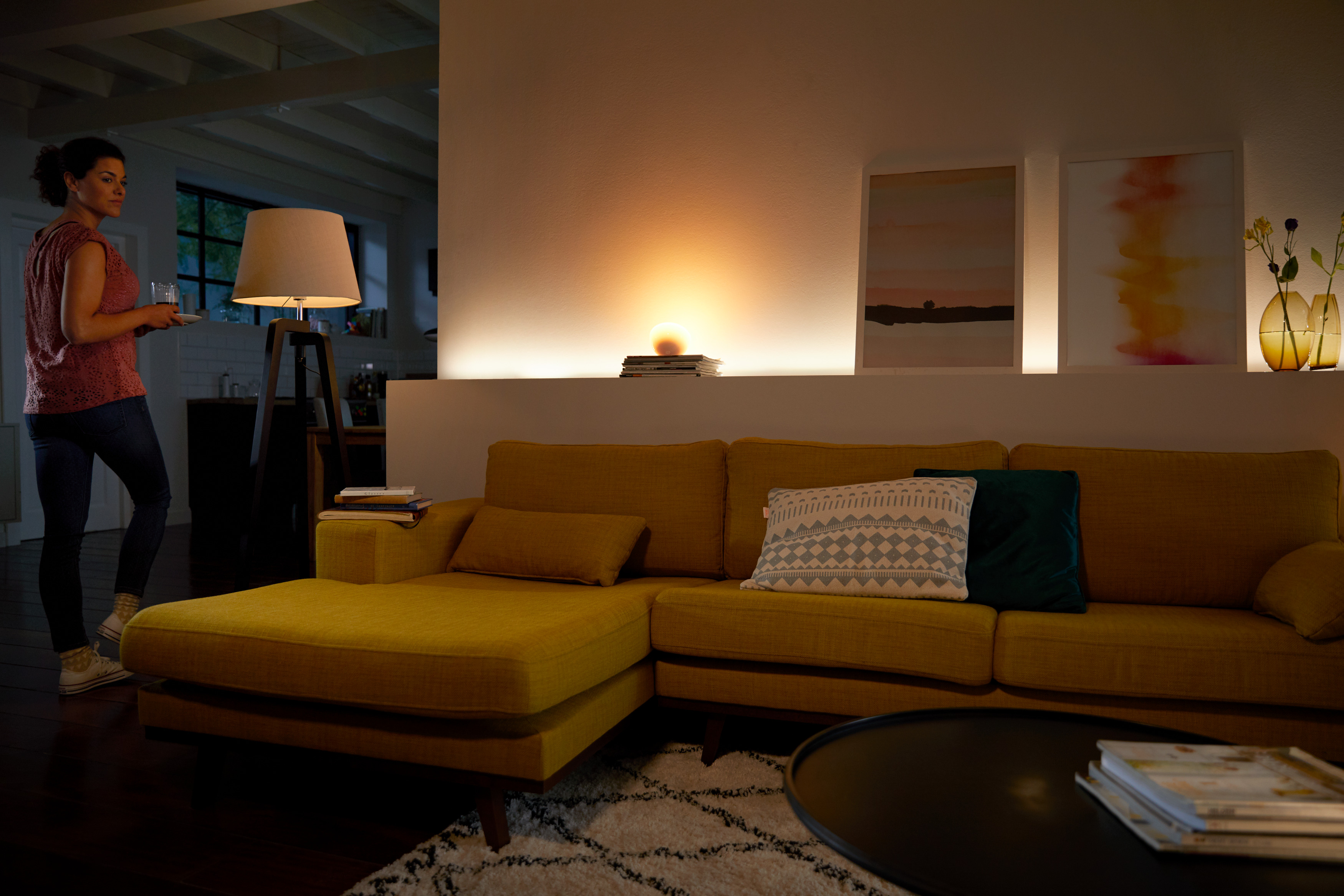 PHILIPS Hue White & Color Ambiance LED Leuchtmittel inkl. Bridge Mehrfarbig