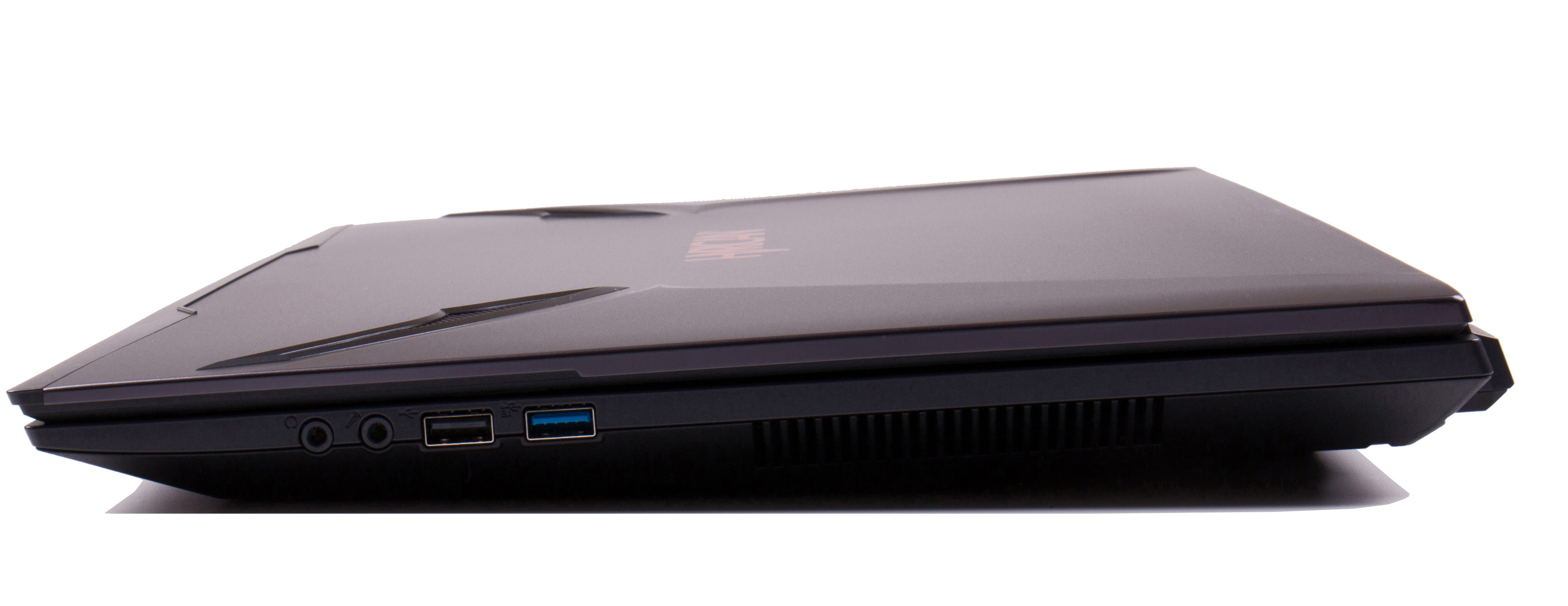 HYRICAN NOT01571 - 17,3 Zoll - Intel® Core™ i7 i7-7700HQ - 16 GB - 240 GB - NVIDIA GeForce® GTX 1060 - Windows 10 (64 Bit)