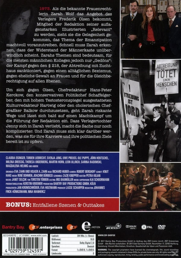 Rückseite einer DVD-Hülle mit Filmszenen und Credits. Text auf Deutsch, Szene mit Protest.