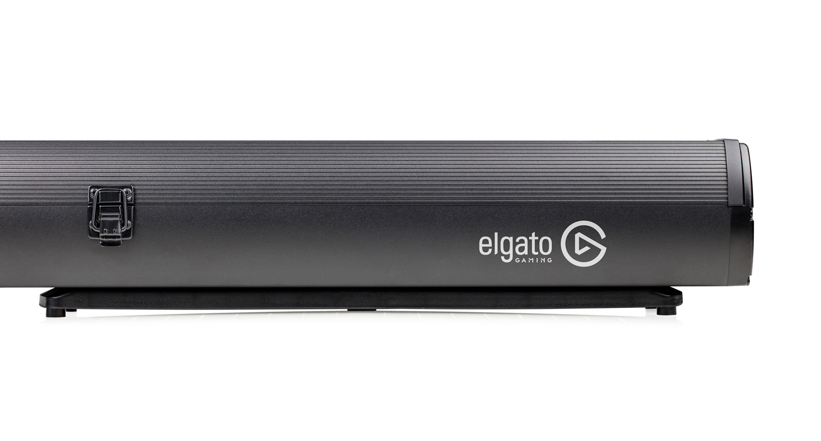 Schwarzes Elgato Gaming-Gerät, längliche Form mit weißem Logo und Text, auf weißem Hintergrund.